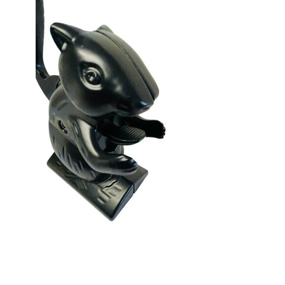 Vintage Black Aluminum Metal Squirrel Holiday Nut Cracker 5 1/2" x 8" - Picture 4 of 9
